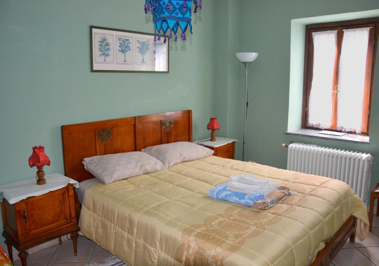 Casa Omnia B&B Castellamonte ภายนอก รูปภาพ